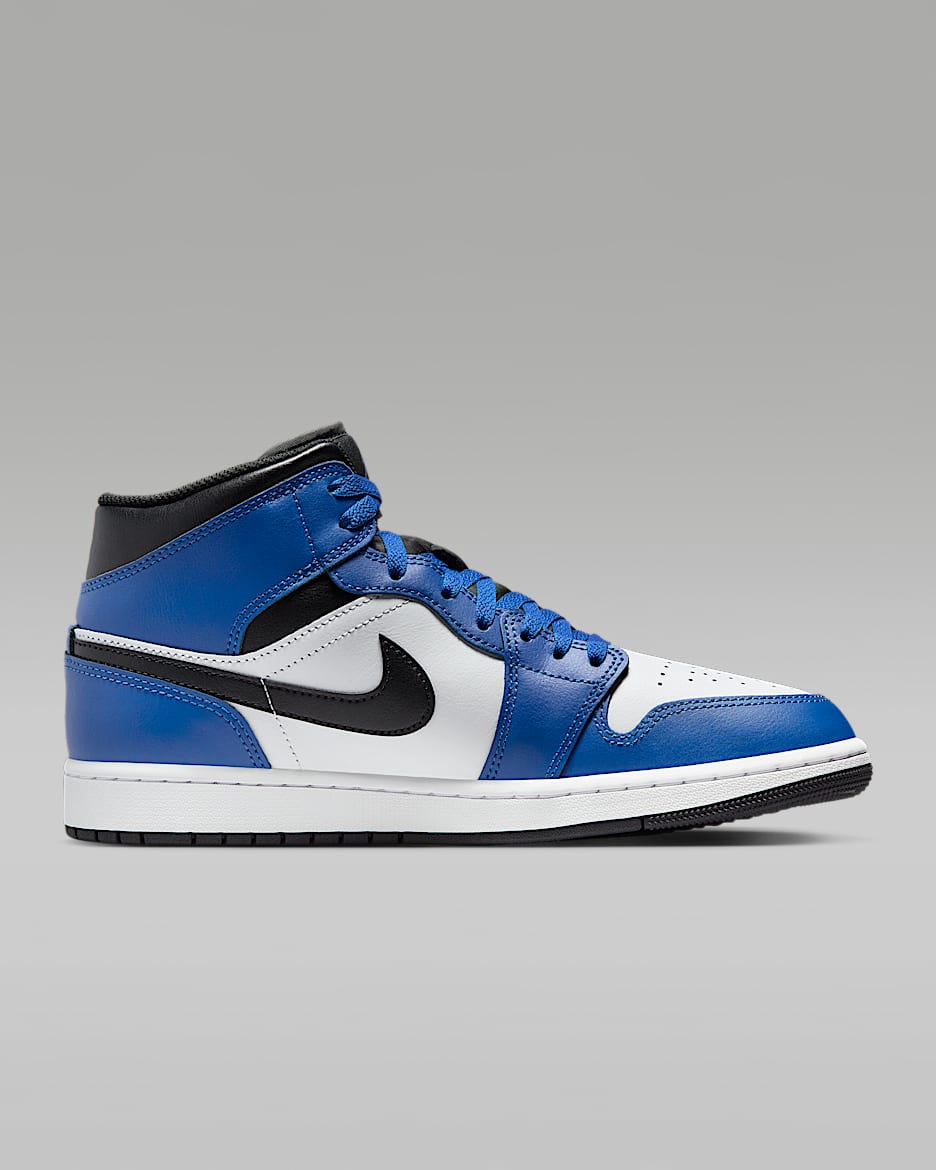 Jordan 1 mid holiday hot sale